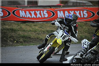 perret_02_supermotard_alp_huez_2009.JPG
