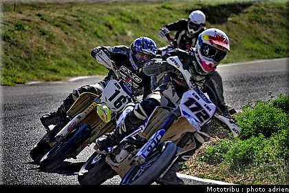 perret_22_supermotard_alp_huez_2009.jpg