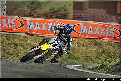 perret_23_supermotard_alp_huez_2009.JPG