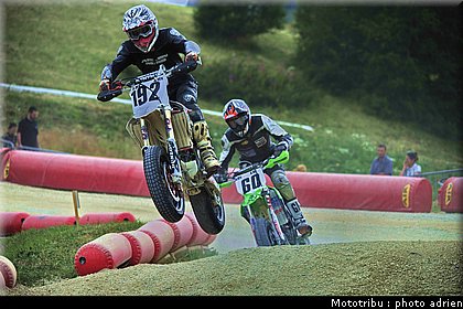 picavet_02_supermotard_alp_huez_2009.jpg