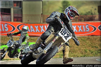 picavet_10_supermotard_alp_huez_2009.jpg