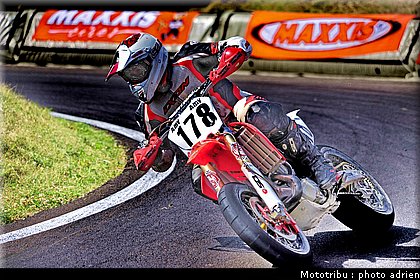 pornin_6_supermotard_alp_huez_2009.jpg