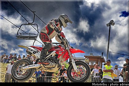 pornin_9_supermotard_alp_huez_2009.jpg