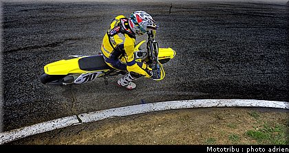 prizzi_02_supermotard_alp_huez_2009.jpg
