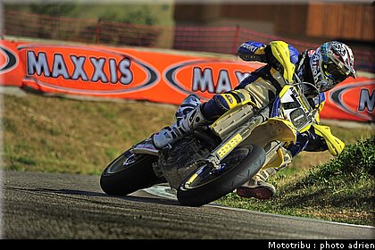 prizzi_19_supermotard_alp_huez_2009.jpg