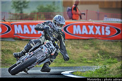 rigal_23_supermotard_alp_huez_2009.jpg