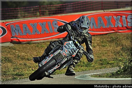 rigal_29_supermotard_alp_huez_2009.jpg