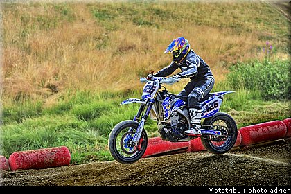 roussel_02_supermotard_alp_huez_2009.jpg