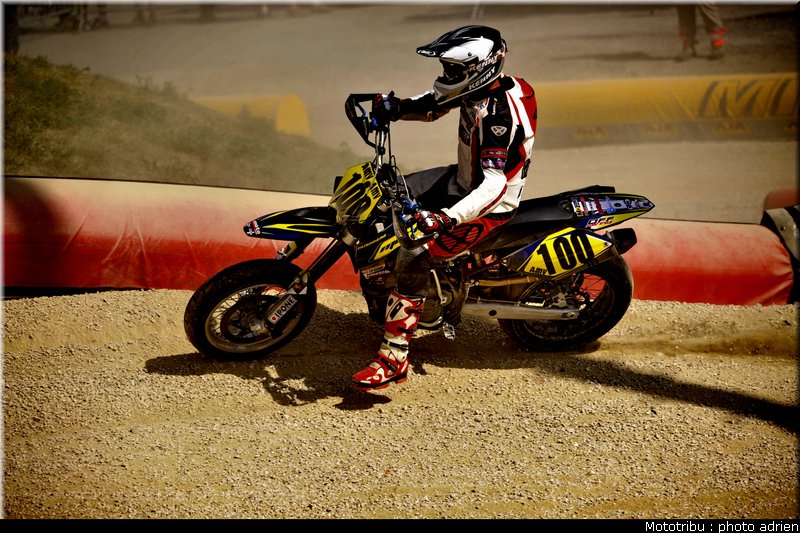 100_3_supermotard_alp_huez_2009