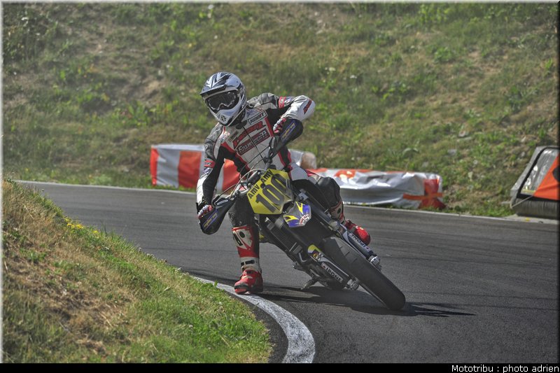 100_4_supermotard_alp_huez_2009