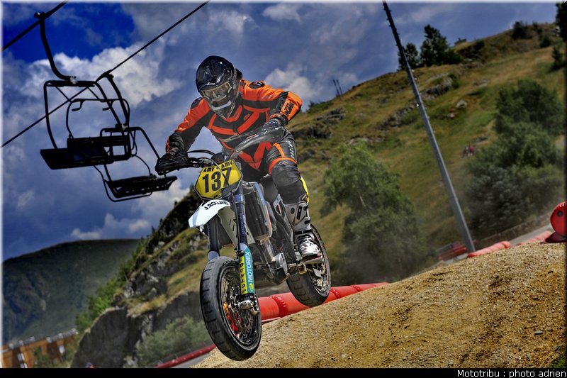 137_8_supermotard_alp_huez_2009