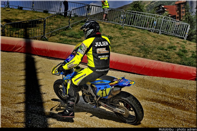 71_2_supermotard_alp_huez_2009