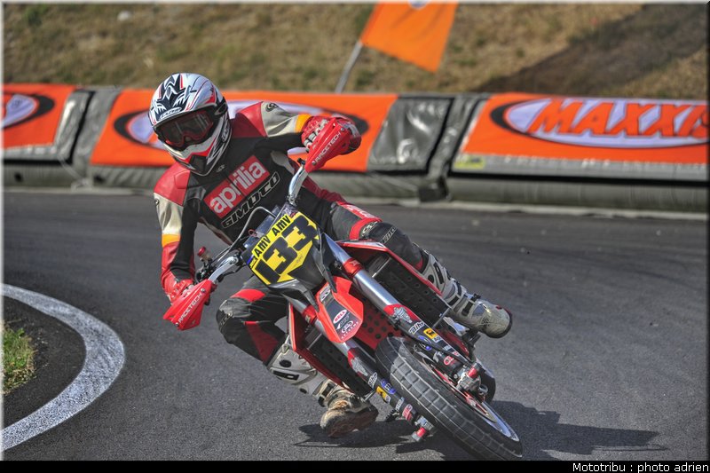 chevalier_1_supermotard_alp_huez_2009