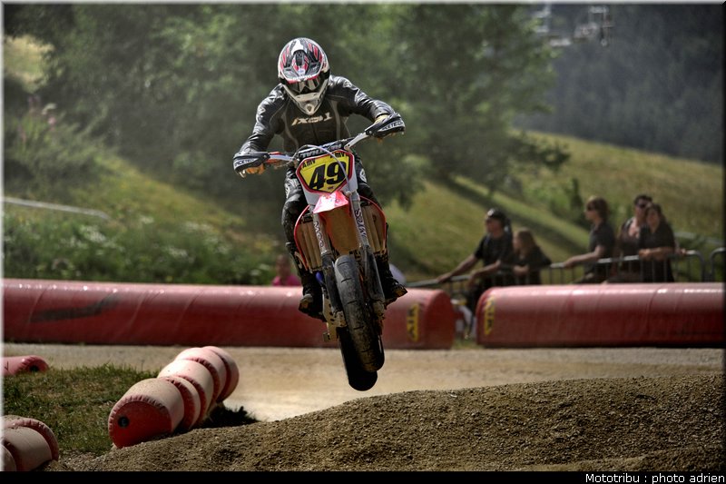 chutaux_05_supermotard_alp_huez_2009