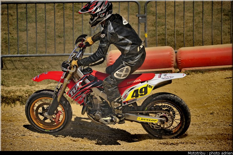 chutaux_08_supermotard_alp_huez_2009