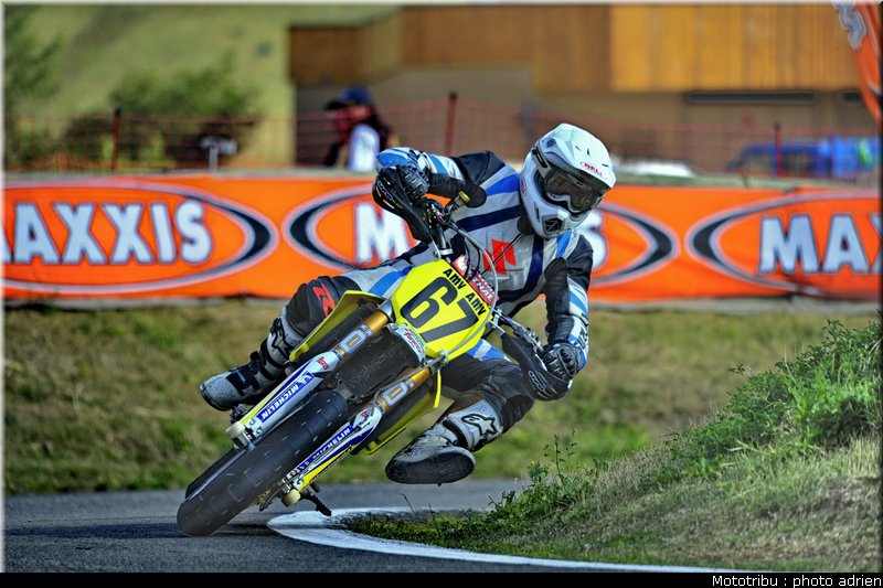 combier_17_supermotard_alp_huez_2009