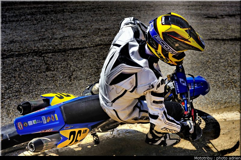 degueldre_22_supermotard_alp_huez_2009