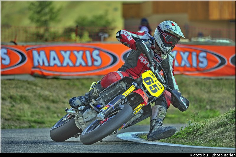 delenne_19_supermotard_alp_huez_2009