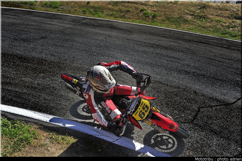 delenne_21_supermotard_alp_huez_2009