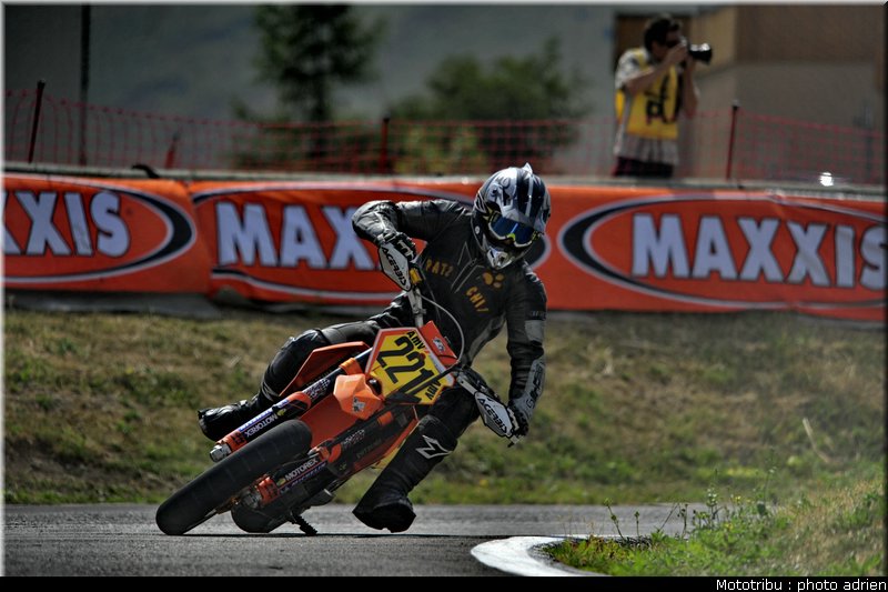 faure_04_supermotard_alp_huez_2009