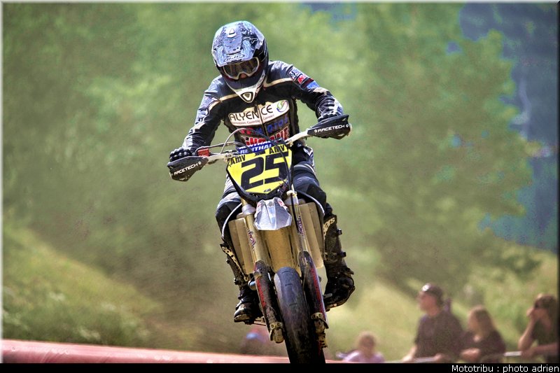 fouquet_04_supermotard_alp_huez_2009