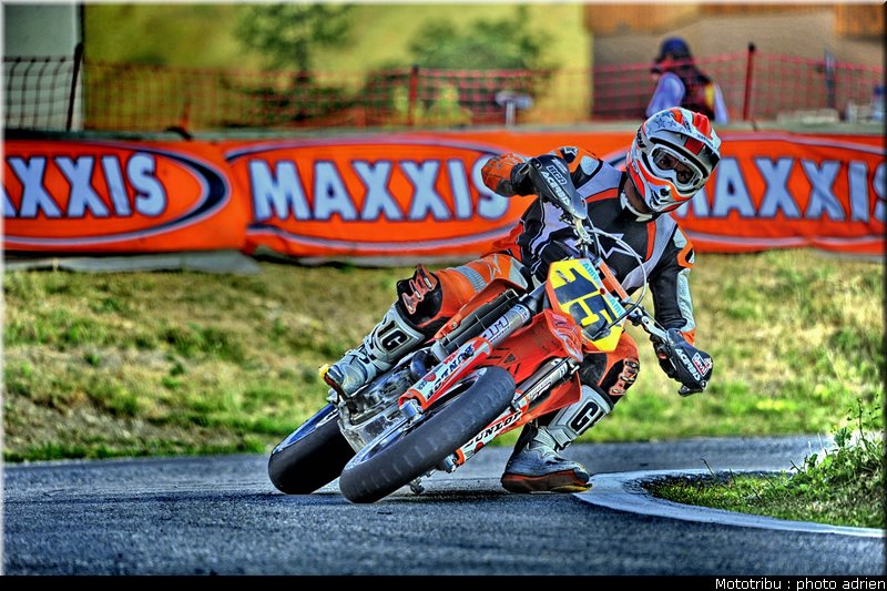 lassaigne_10_supermotard_alp_huez_2009