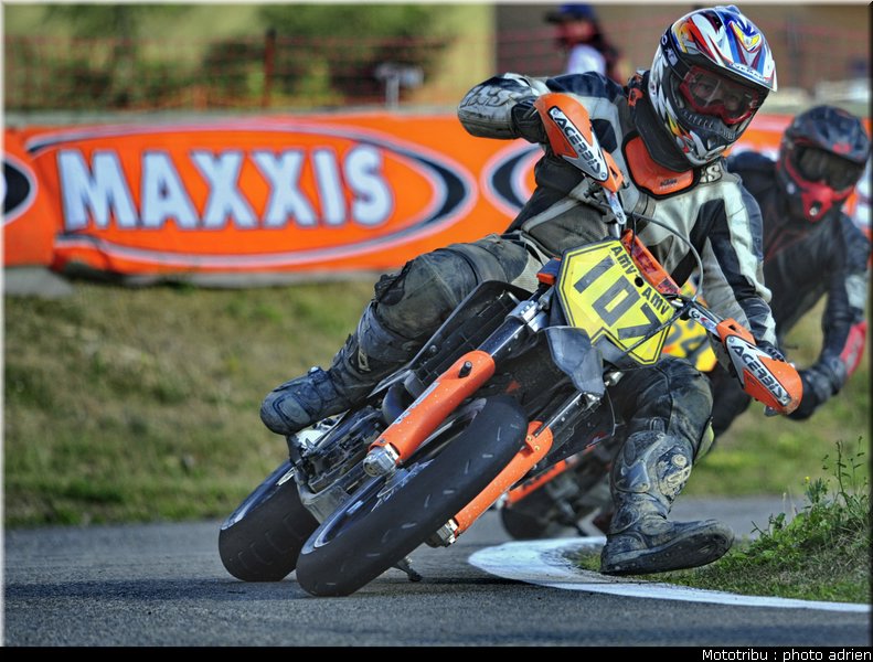 maire_12_supermotard_alp_huez_2009