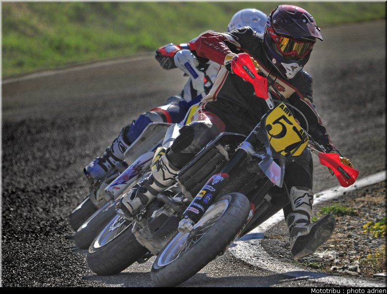 merchadou_13_supermotard_alp_huez_2009