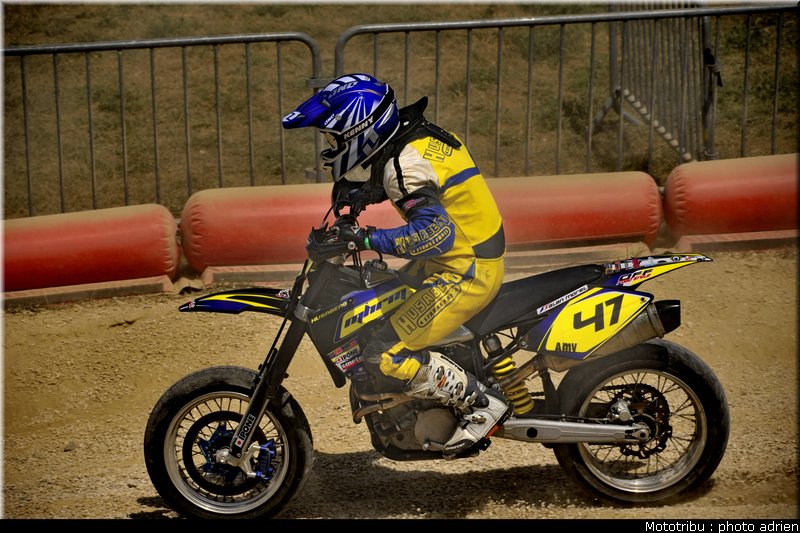 morel_a_10_supermotard_alp_huez_2009