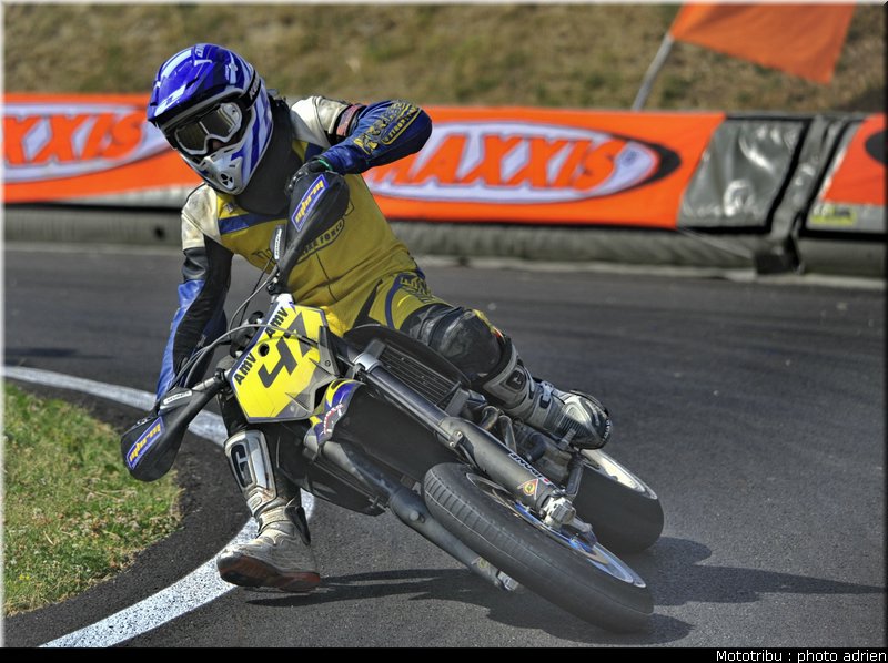 morel_a_12_supermotard_alp_huez_2009