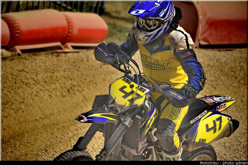 morel_a_17_supermotard_alp_huez_2009