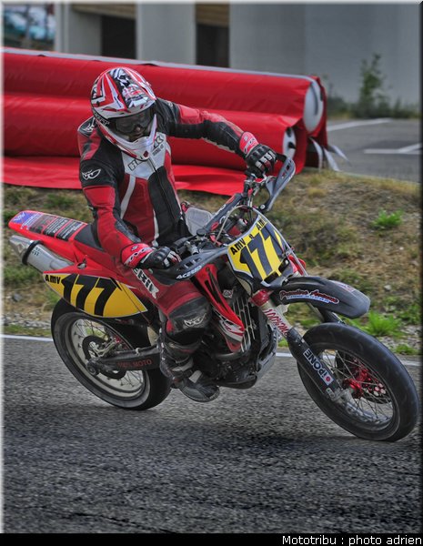 oriol_13_supermotard_alp_huez_2009
