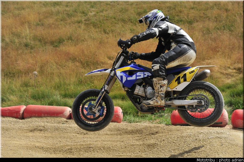 richer_03_supermotard_alp_huez_2009