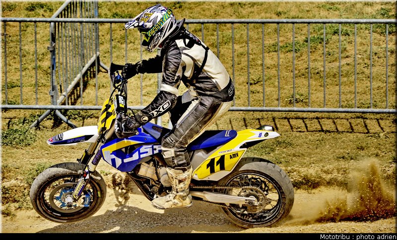 richer_13_supermotard_alp_huez_2009