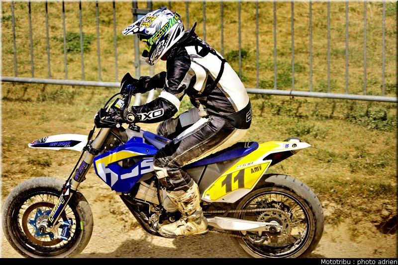 richer_14_supermotard_alp_huez_2009