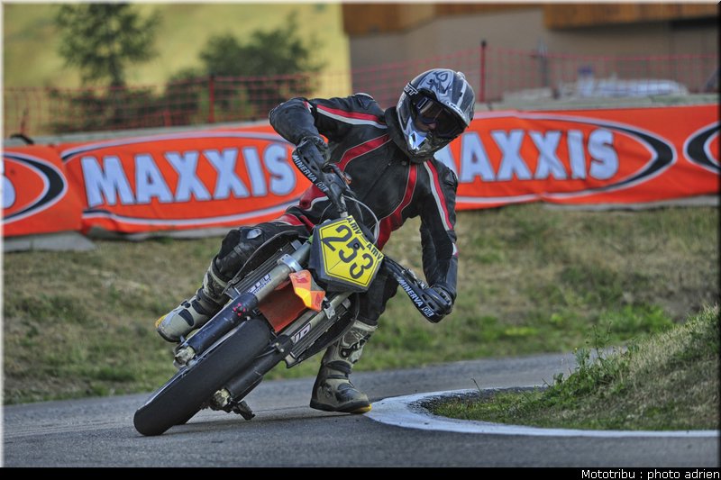 schmaltz_12_supermotard_alp_huez_2009