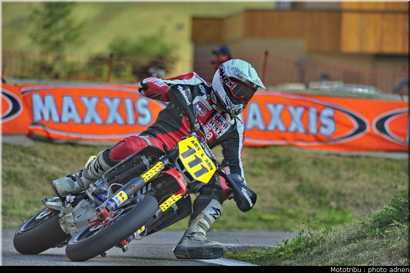 taurel_21_supermotard_alp_huez_2009