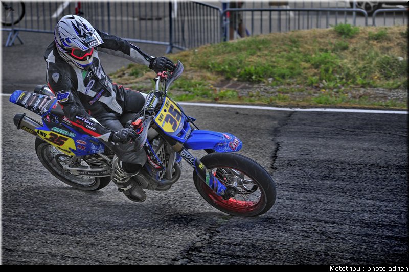 vincent_17_supermotard_alp_huez_2009