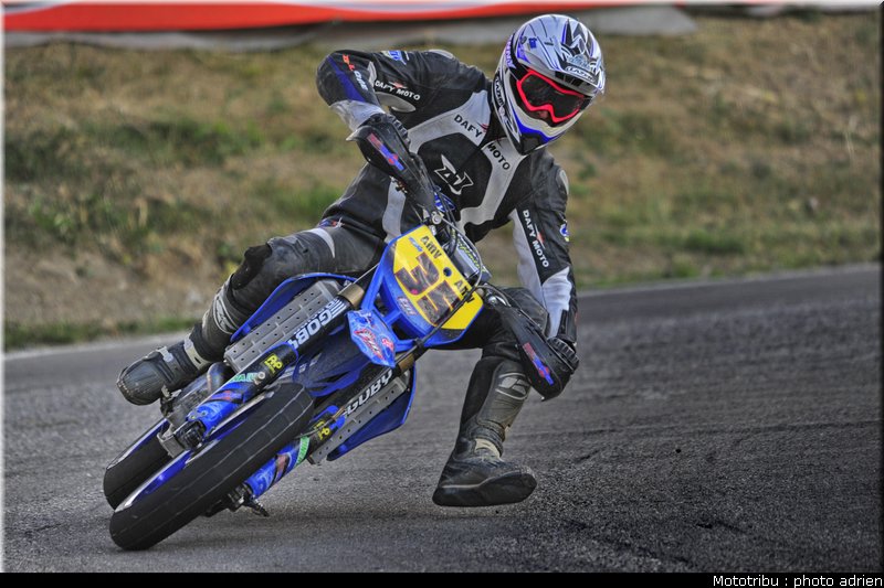 vincent_19_supermotard_alp_huez_2009