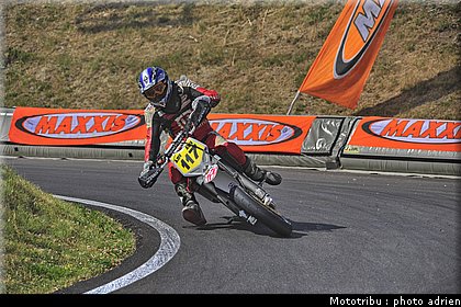barnet_1_supermotard_alp_huez_2009.jpg