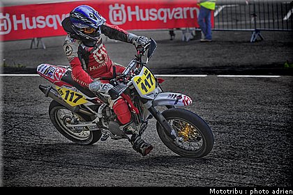 barnet_4_supermotard_alp_huez_2009.jpg