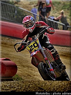 bougard_04_supermotard_alp_huez_2009.jpg