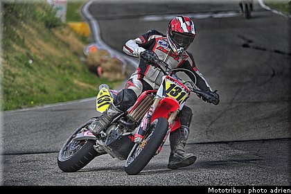 casoli_12_supermotard_alp_huez_2009.jpg
