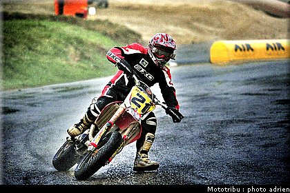 cazade_03_supermotard_alp_huez_2009.jpg