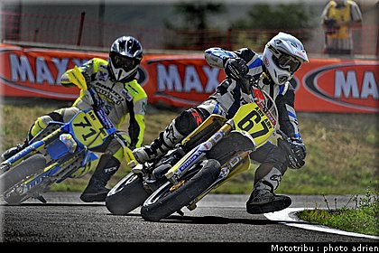 combier_11_supermotard_alp_huez_2009.jpg