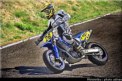 degueldre_12_supermotard_alp_huez_2009.jpg