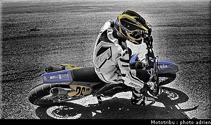 degueldre_23_supermotard_alp_huez_2009.jpg