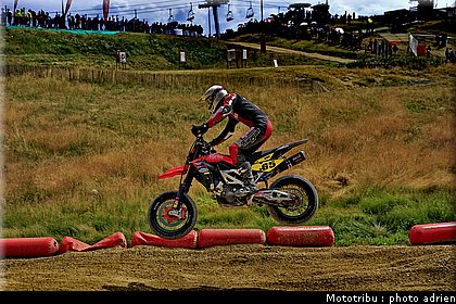delenne_02_supermotard_alp_huez_2009.jpg