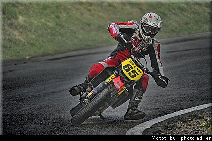 delenne_06_supermotard_alp_huez_2009.jpg
