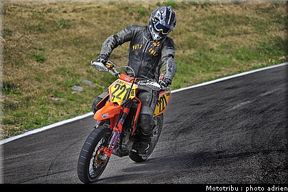 faure_06_supermotard_alp_huez_2009.jpg